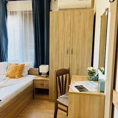 Desi House 301 Cozy *