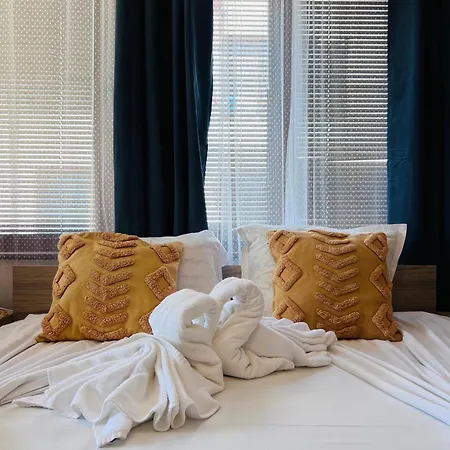 Desi House 301 Cozy נסבר