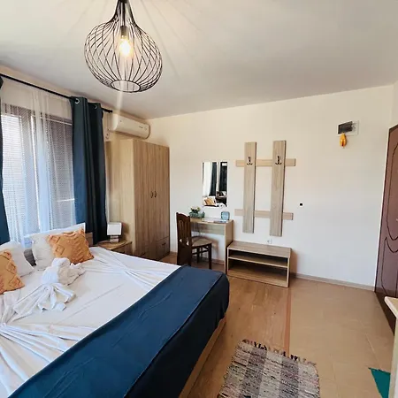 Desi House 301 Cozy דירה